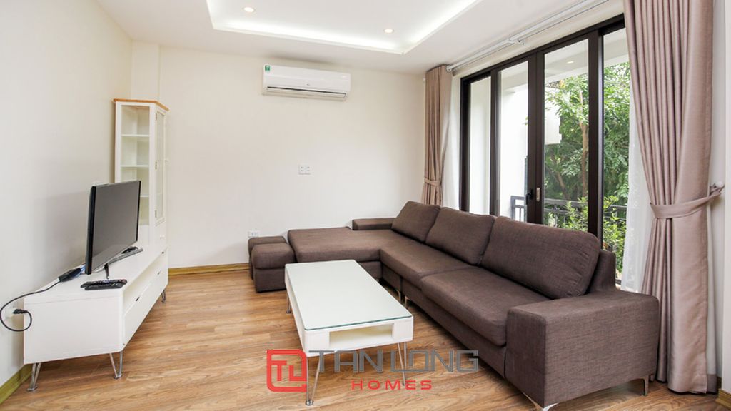Cho thuê căn hộ 3 phòng ngủ tầng 2 - diện tích: 120m2 tại Tô Ngọc Vân